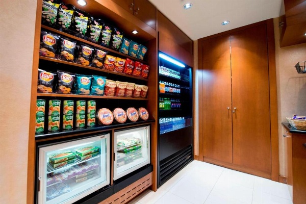 Residence Inn by Marriott Toronto Vaughan image 13